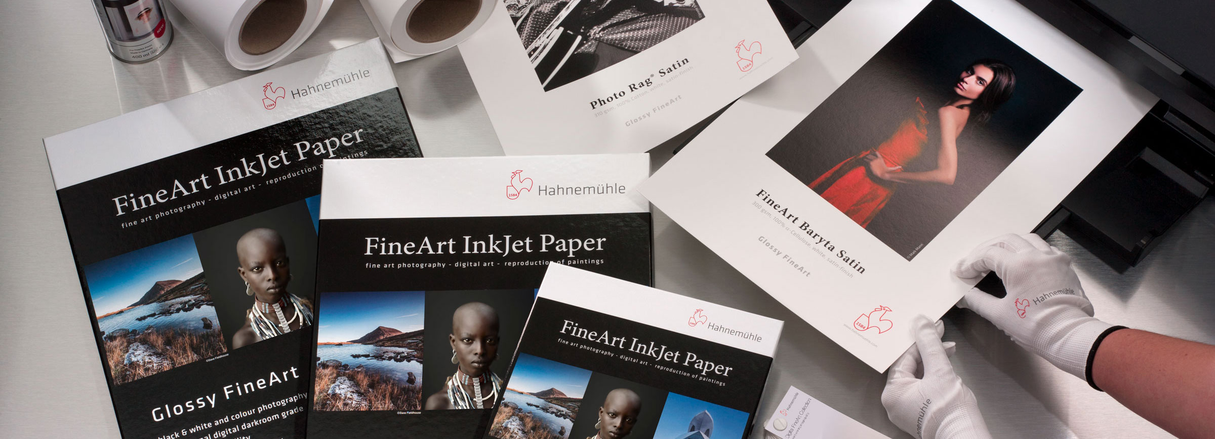 Glossy FineArt Papiere  als Packungen und bedruckte Blätter