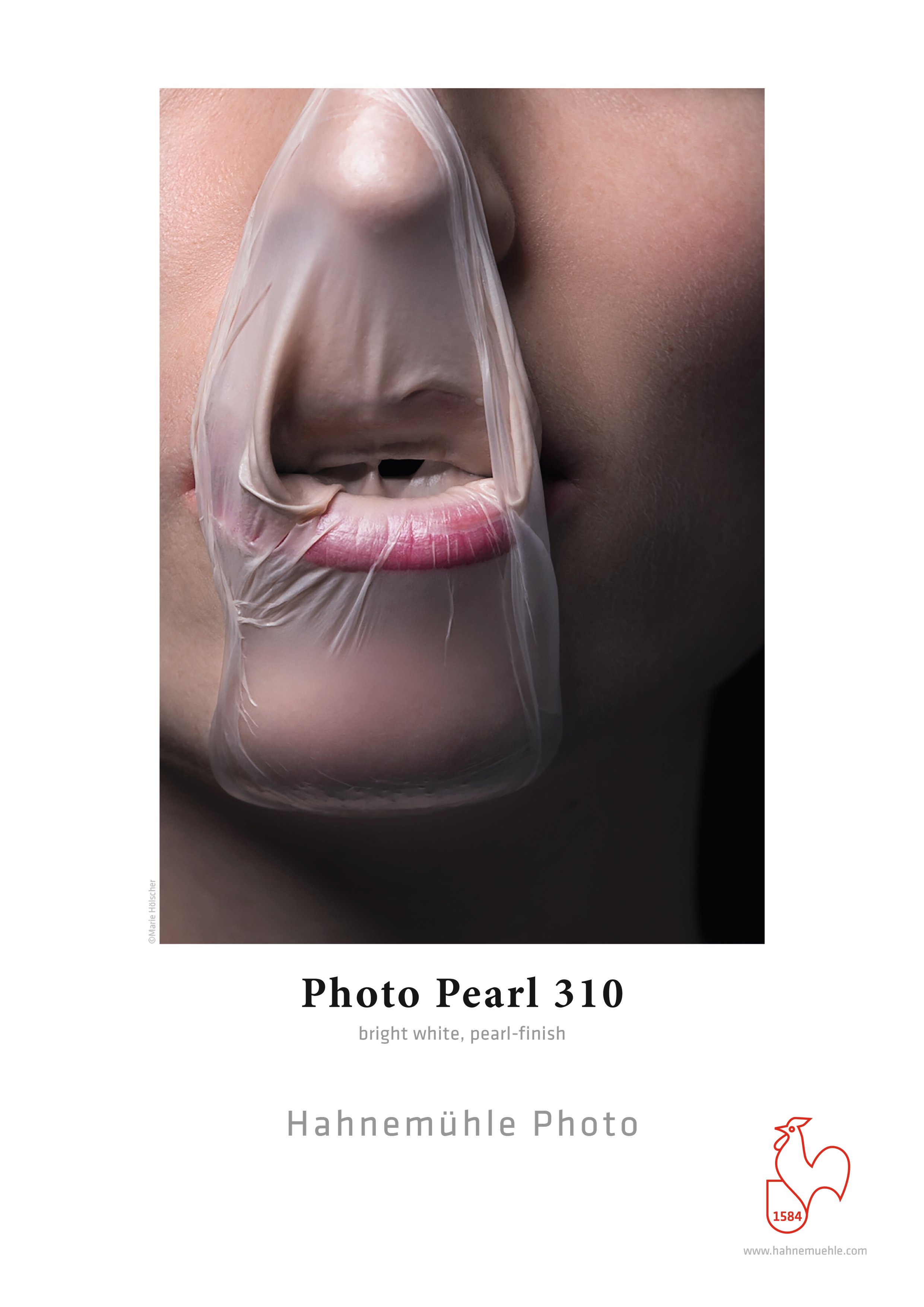Musterdruck mit Kaugummi um den Mund gedruckt auf Hahnemühle Photo Pearl