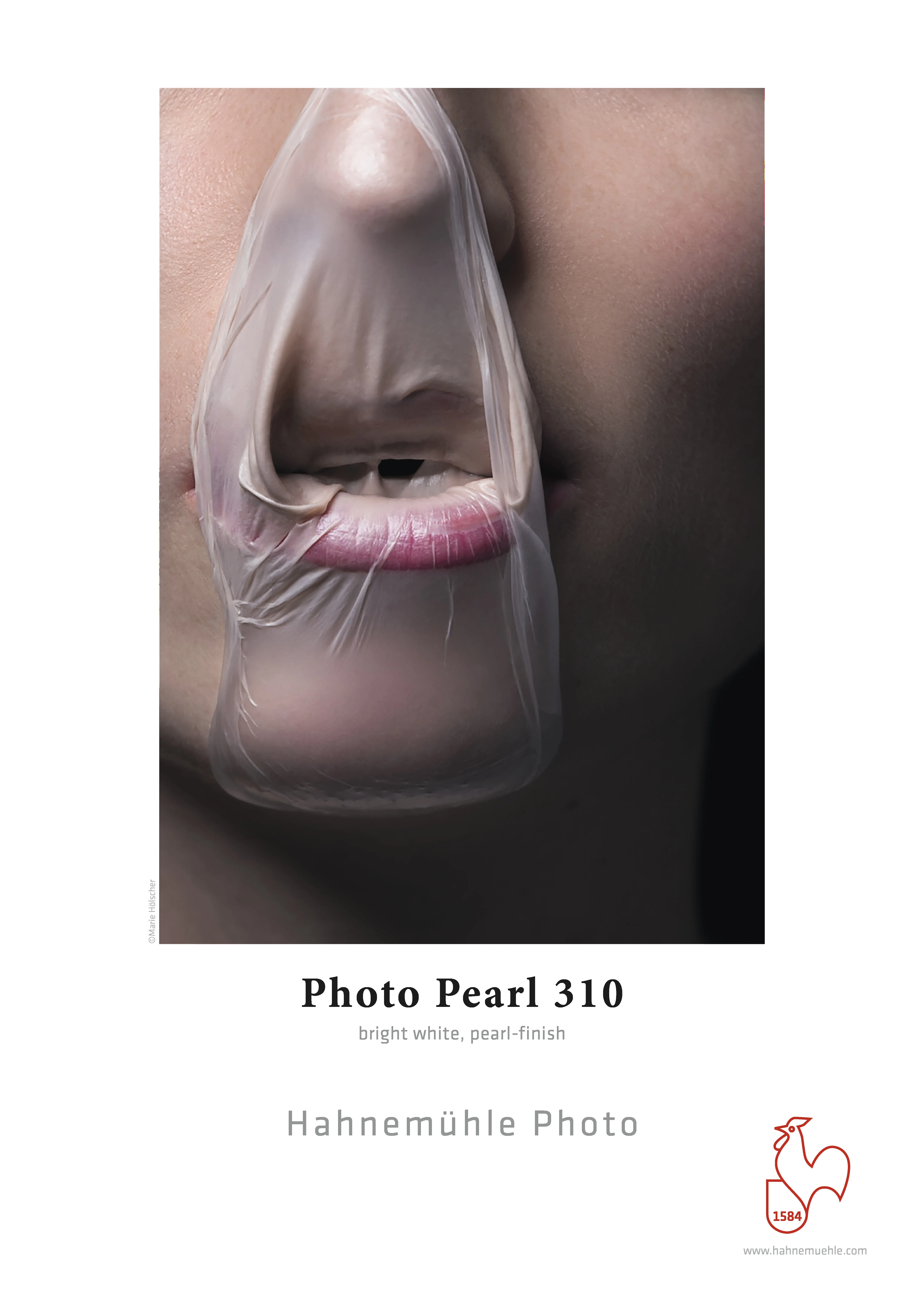 mouth, plastic wrap, close-up, pearl-finish, bathroom product